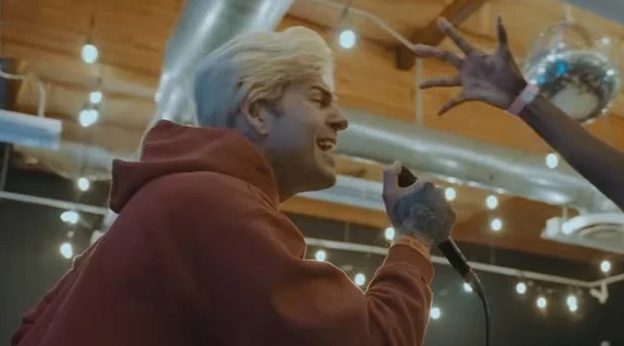 Alternative Rocker Jesse Rutherford (The Neighbourhood) Reveals Melodic Hardcore Band Valley Girl
