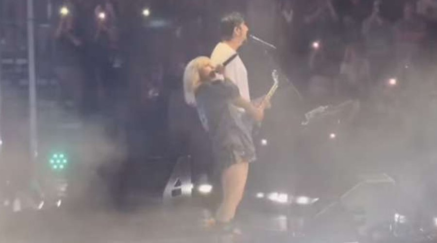 Paramore’s Hayley Williams Joins Deftones Onstage for “Minerva” in Nashville