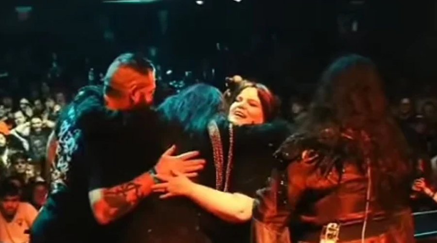 FLESHGOD APOCALYPSE Officiate Onstage Wedding During ‘Chaos And Carnage Tour’