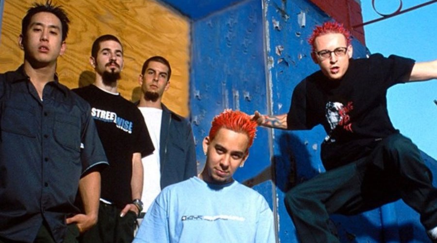 From Underground to Unstoppable: How LINKIN PARKS’s ‘Hybrid Theory’ Defined a Generation The Mosh Network - Linkin Park 2000