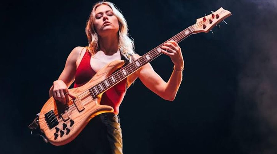 INCUBUS Bassist Nicole Row Expresses Hope for a Return to ‘S.C.I.E.N.C.E.’ Era Sound