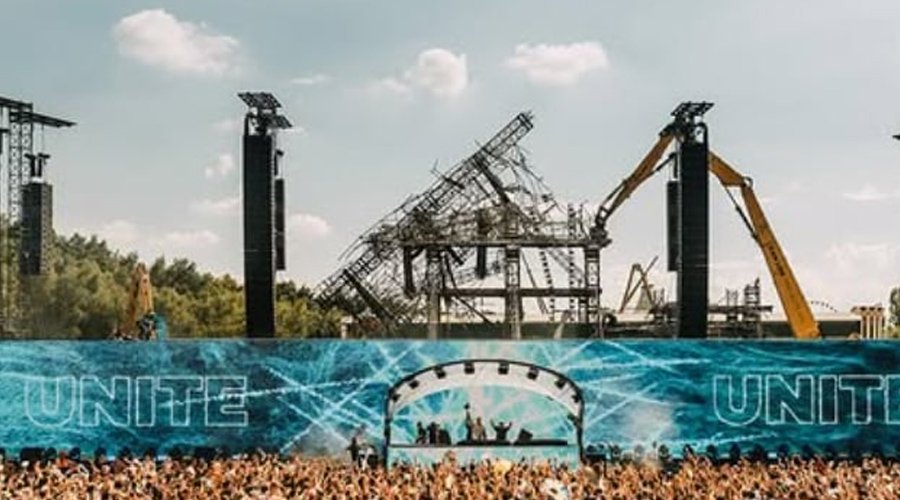 METALLICA’s European Stage Production Helps Save 2025 ‘Tomorrowland’ Festival After Main Stage Fire