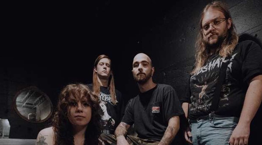 Former 10 TO THE CHEST Member Accuses Trae Roberts (MOUTH FOR WAR) Of Stealing Band Funds And Exploiting Project Post-Breakup The Mosh Network - 10 To The Chest band promo photo.
