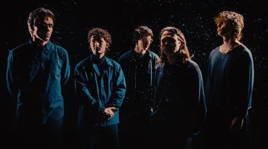 BLOOM Streaming New Single “Out Of Reach” The Mosh Network - Bloom band promotional photo 2025.