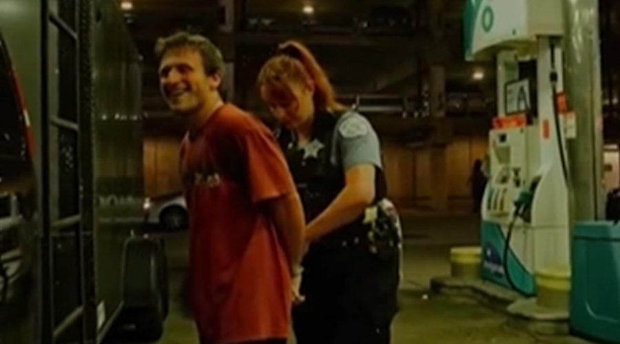 SILLY GOOSE Vocalist Arrested After BP Gas Station Show, Band Holds Listening Party Across the Street The Mosh Network - Silly Goose frontman Jackson Foster being arrested by a Chicago police officer at a BP gas station. 2025.