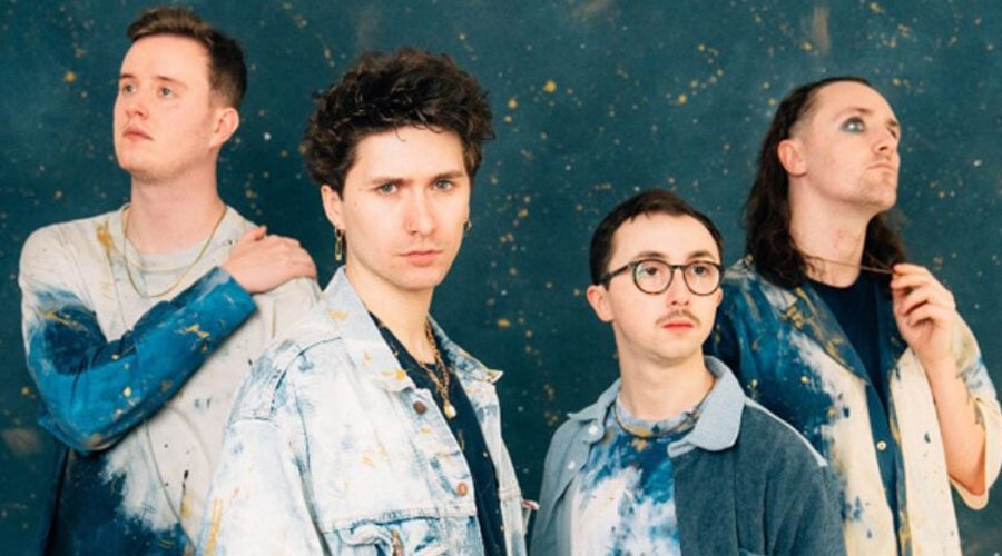 Lucas Woodland Calls Out AI ‘Band’ After Surpassing HOLDING ABSENCE On Spotify The Mosh Network - Holding Absence promotional photo 2025