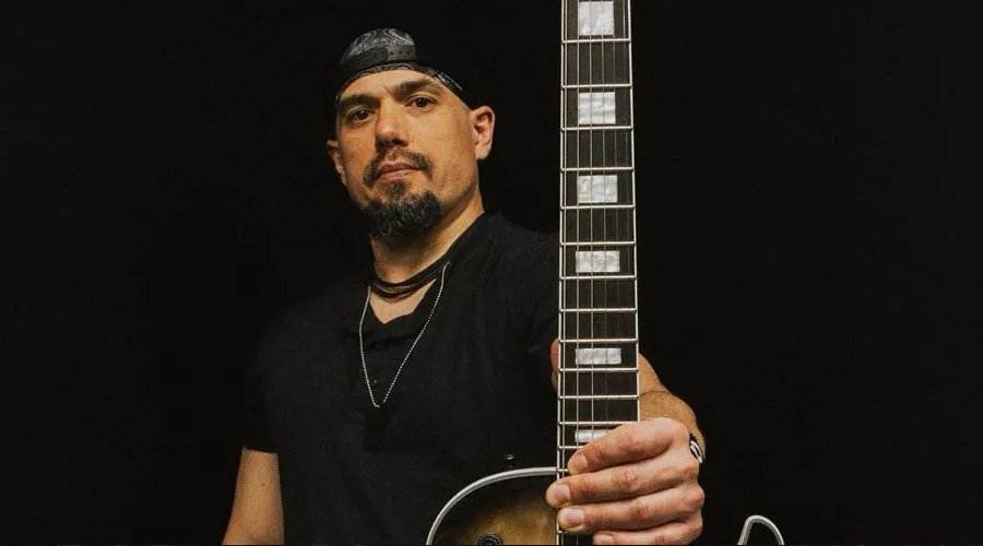 Former Soulfly/Ill Niño Guitarist Marc Rizzo Joins Merauder The Mosh Network - Promotional photo for guitarist Marc Rizzo