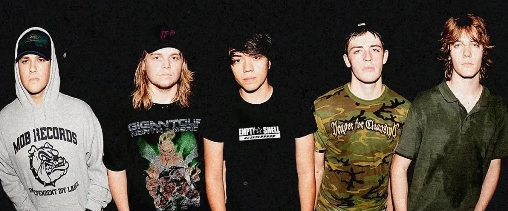 I PROMISED THE WORLD Announce First Headlining Tour With Rosasharin, Skycamefalling Joining For Select Dates The Mosh Network - I Promised The World band promo 2025