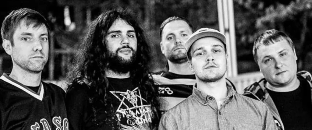 COLD WORLD & HIGH VIS Announce January UK Tour The Mosh Network - Cold World promo photo 2025