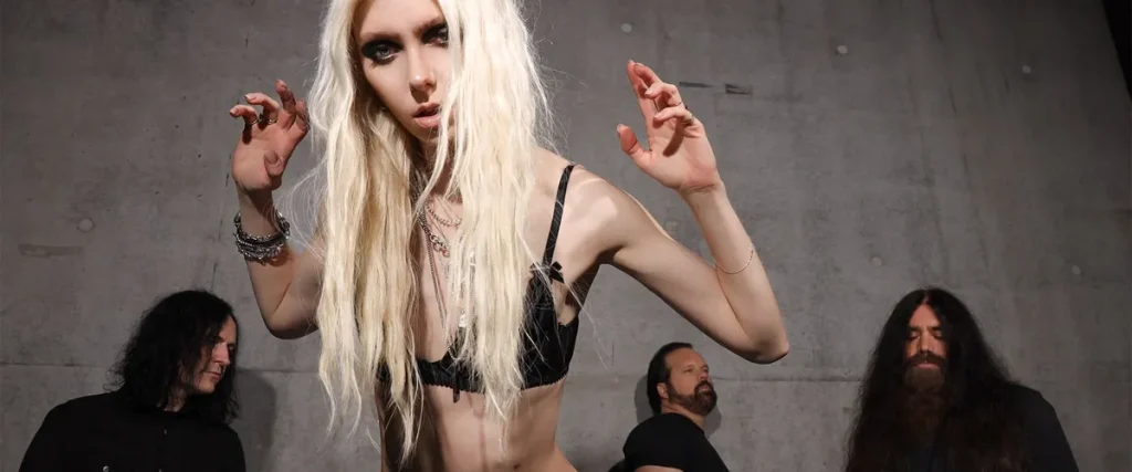The Pretty Reckless’ Taylor Momsen Blasts “Gross” Warped Tour Experience As “A Bunch Of Bullshit” The Mosh Network - The Pretty Reckless promo phtoo 2025