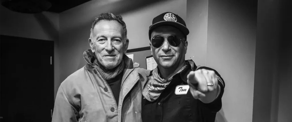 Tom Morello Postpones Spring Solo Dates To Tour With Bruce Springsteen The Mosh Network - Tom Morello and Bruce Springsten in 2026