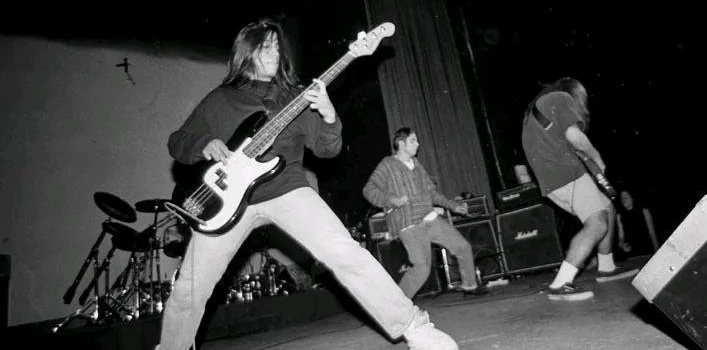 Deftones Co-Founder Dominic Garcia Reflects On Early Band History: “I Never Actually Left” The Mosh Network - Deftones in the 90s with original Dominic Garcia