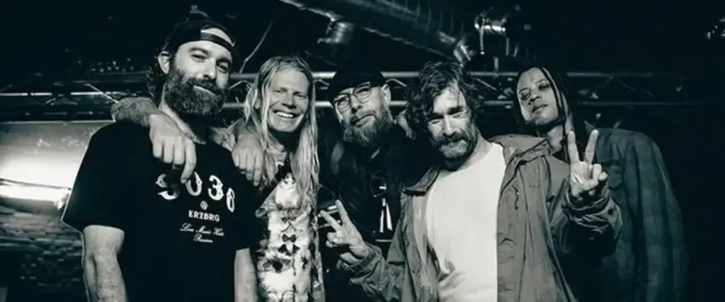 Evergreen Terrace Premiere New Single “Bolt Cutter” Ahead Of European Tour The Mosh Network - Evergreen Terrace 2025