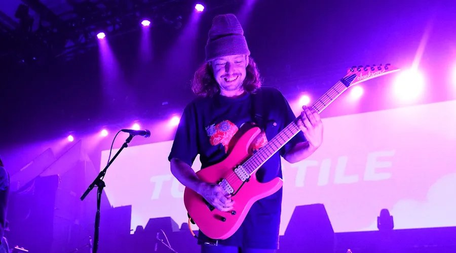 More Details Emerge From Ex-Turnstile Guitarist Brady Ebert’s Arrest, Allegedly Assaulted Turnstile Vocalist’s Father The Mosh Network - Brady Ebert playing guitar in Turnstile