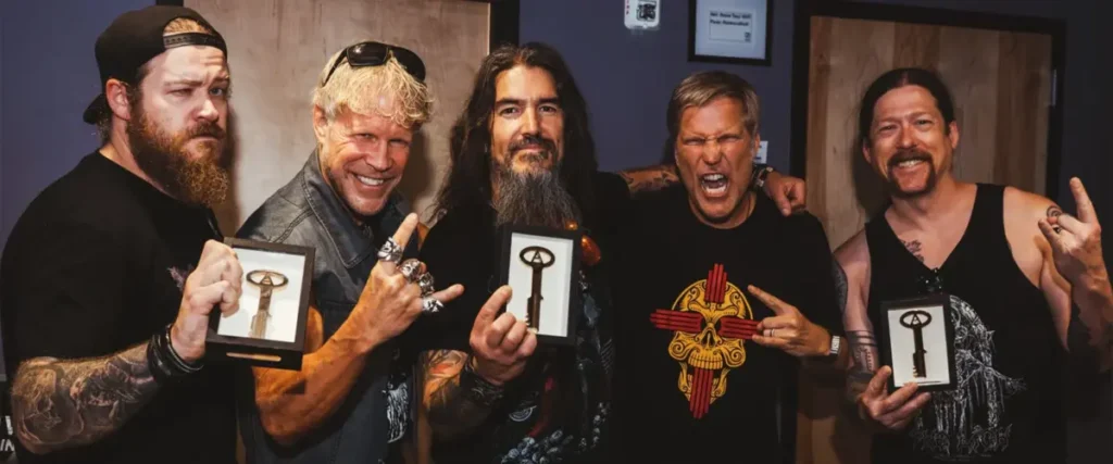 The Mosh Network - Machine Head witht he keys to Albuquerque City Jail.