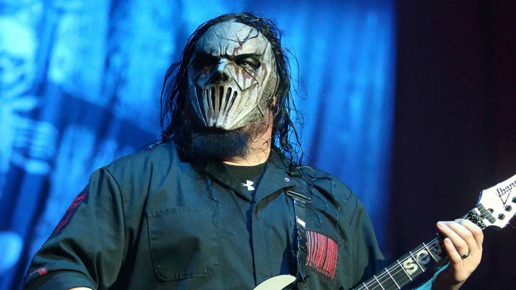 Mick Thomson’s Wife Appears To React To Sid Wilson Slipknot Rumors The Mosh Network - Mick Thomson of Slipknot
