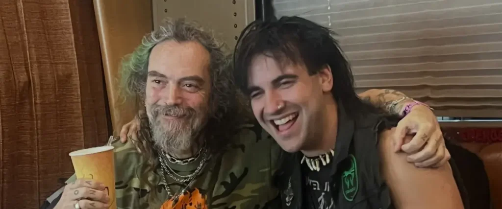 Chino Moreno’s Son Jakobe Joins Soulfly Onstage For “Pain” At Aftershock The Mosh Network - Jakobe Moreno and Max Cavalera